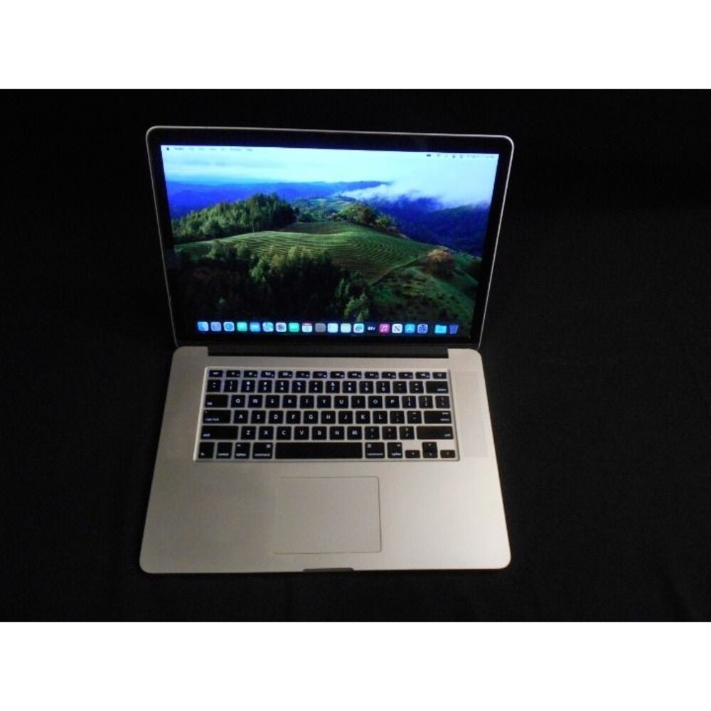 Macbook Pro 15 Inch With Box - Picture 2 of 5